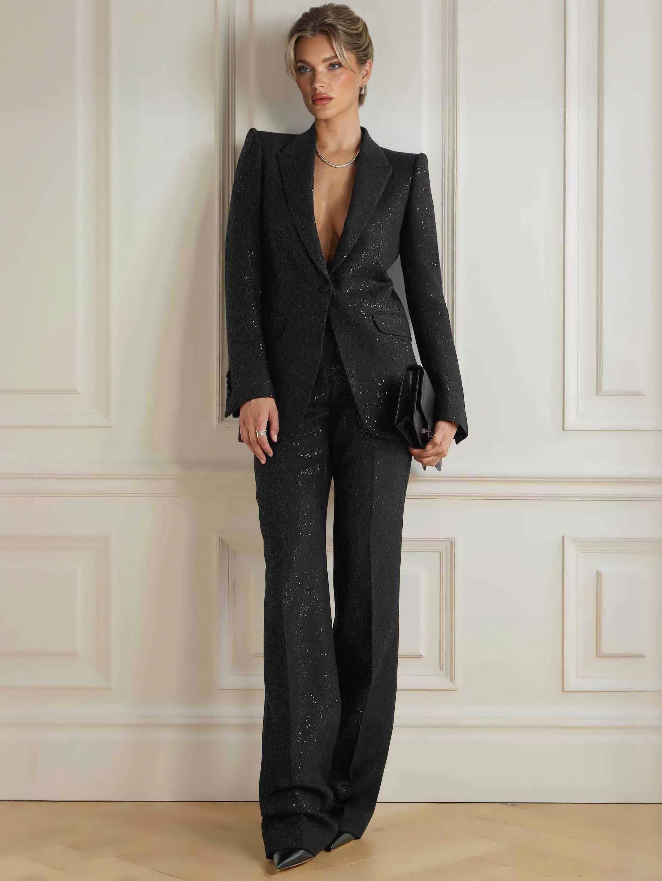 Black sequin slim-fit blazer, notch lapels and long sleeves, chest welt pocket