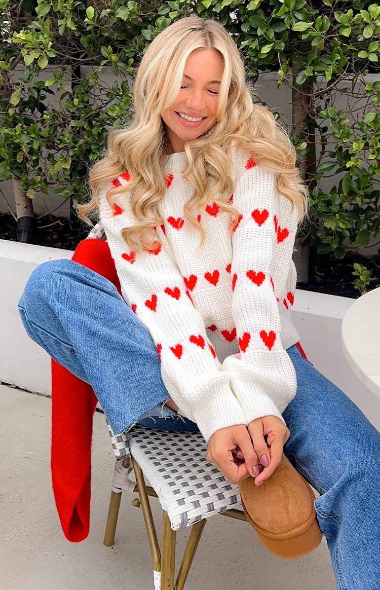 White knit heart stripe jumper with red hearts, crew neck and ribbed cuffs