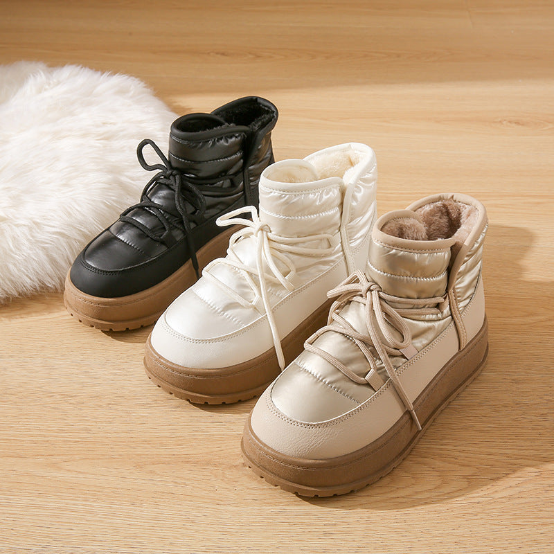 Pair of winter high-top lace-up boots: black and beige, with fleece lining