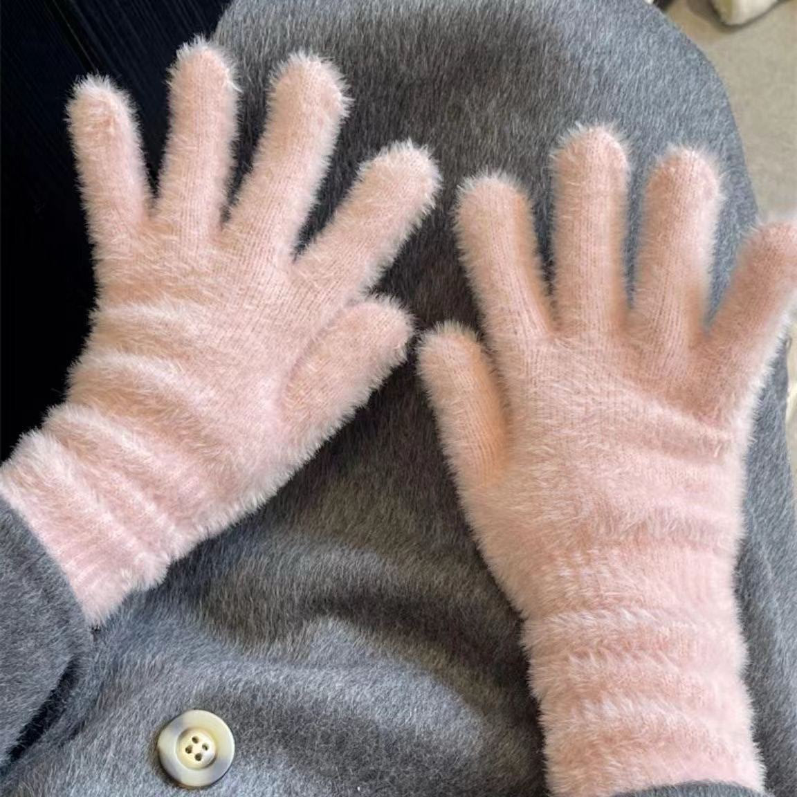 Pink plush winter gloves with long cuffs
