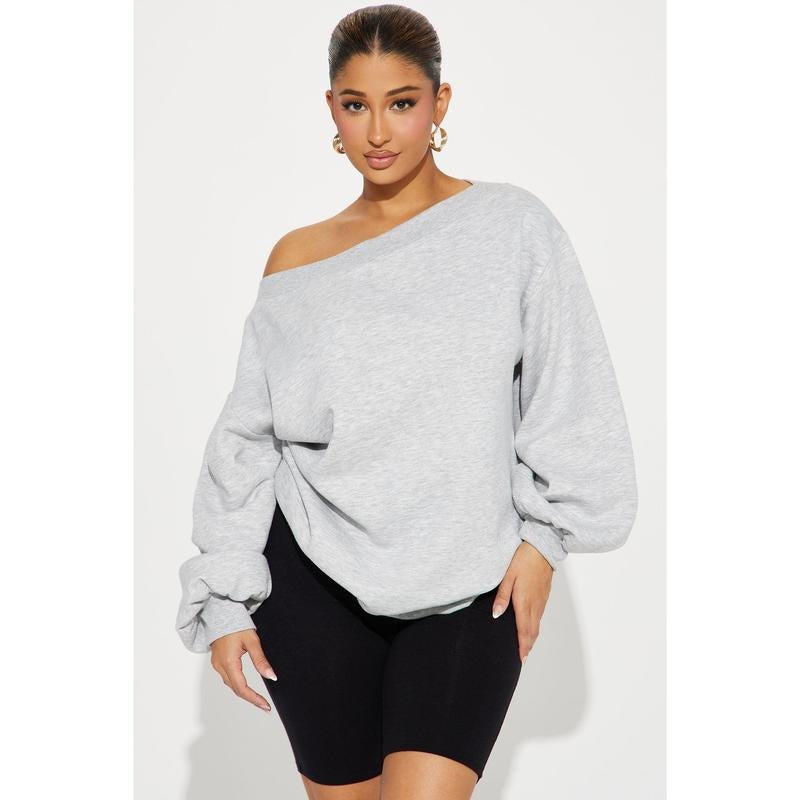 Off Shoulder Sweatshirt for Women — Oversized Slouchy Fit with Balloon Sleeves in Soft Fleece