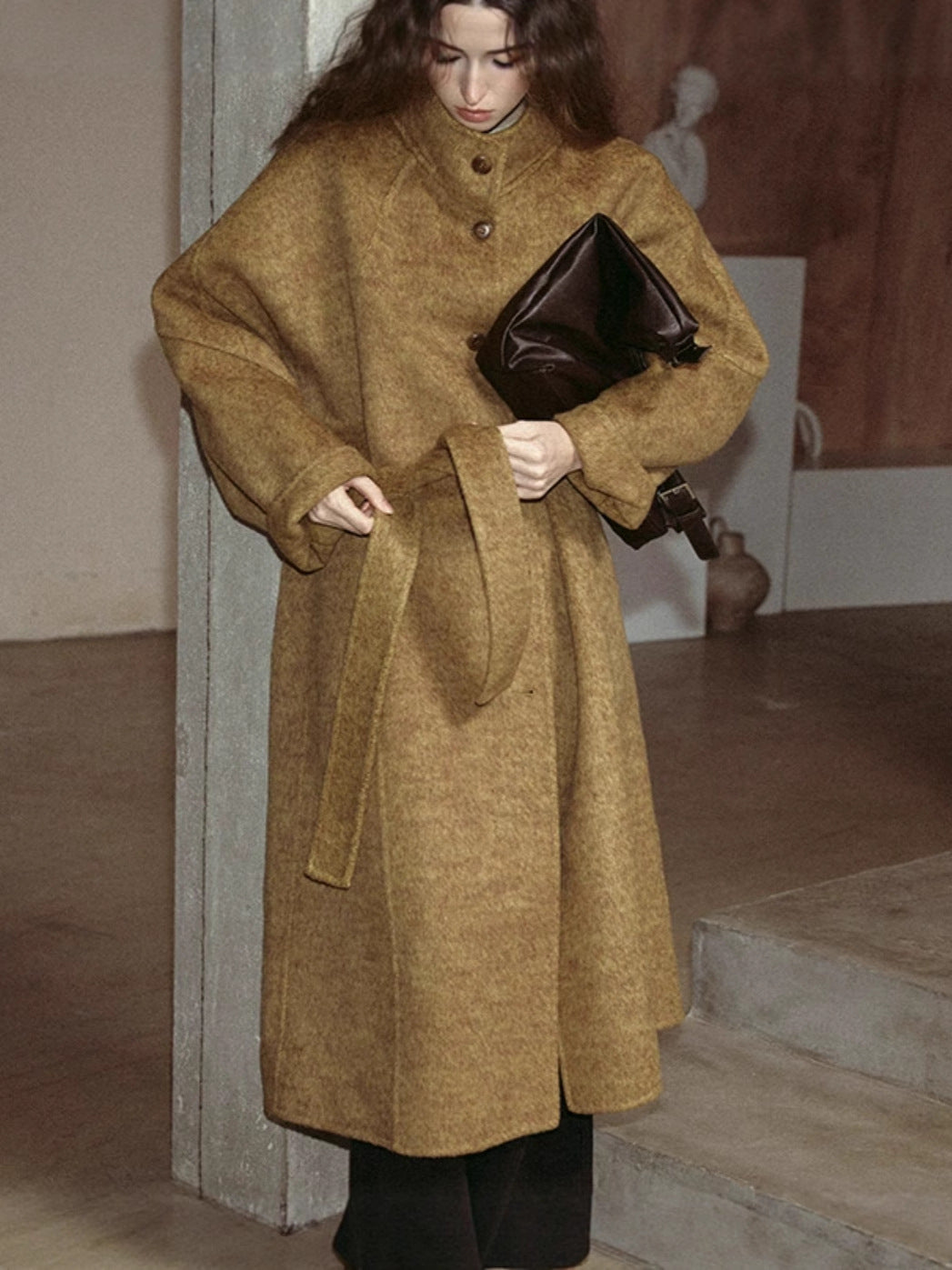 Brown long wool coat, stand collar and button placket, waist tie and wide sleeves