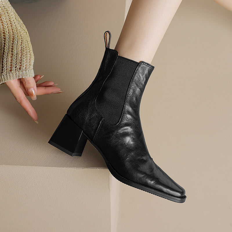 Black Chelsea ankle boots with elastic gore and thick block heel, square toe