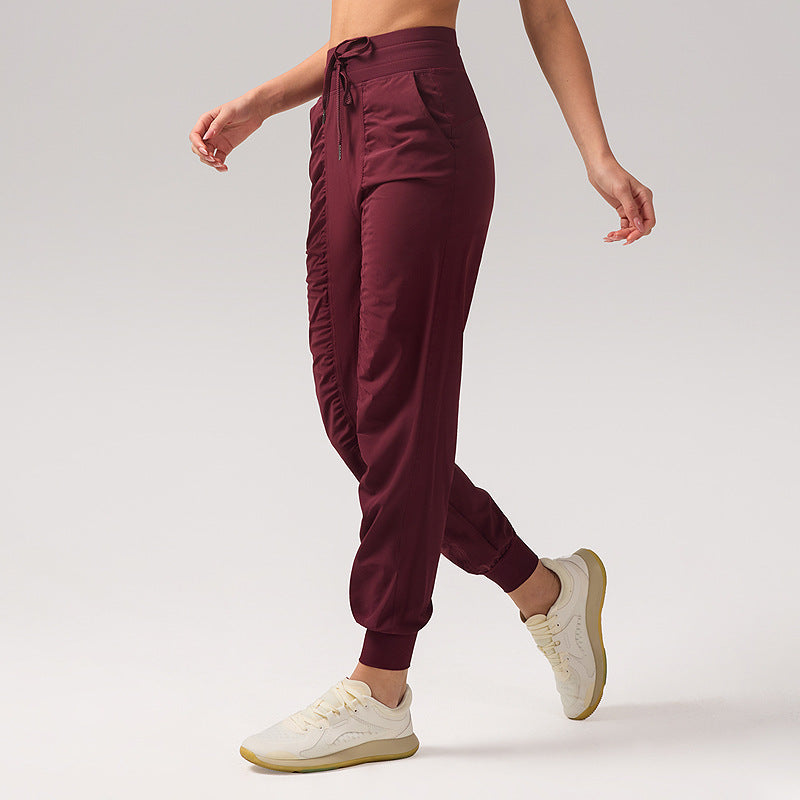 Women's loose jogger sweatpants, burgundy, drawstring waist, side pockets