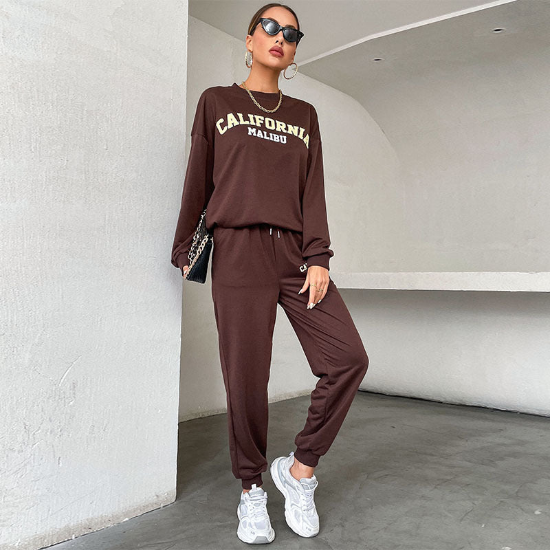 Dark brown women's sweatshirt and jogger pants set, 'California Malibu' front print