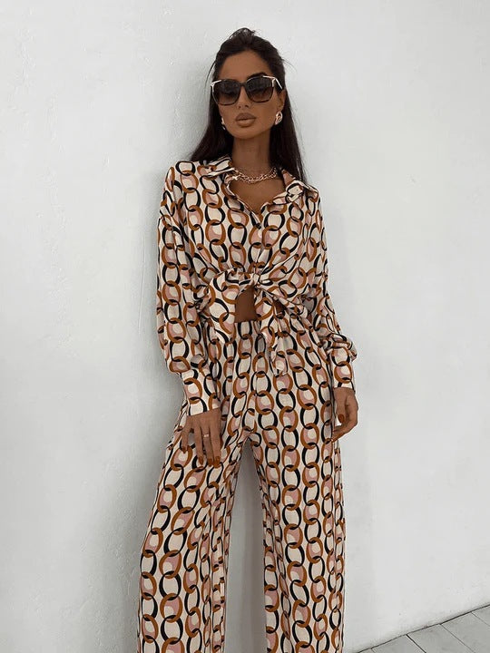 Printed loose long-sleeve shirt with matching straight-leg pants set, allover chain motif