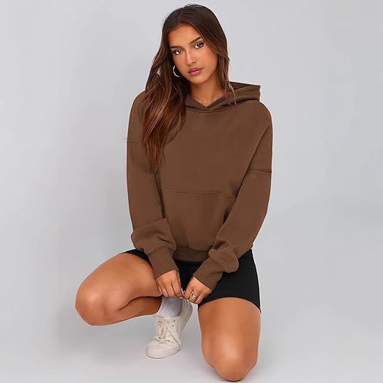 Fleece Hoodie for Women — Oversized Pullover with Kangaroo Pocket and Drop Shoulders
