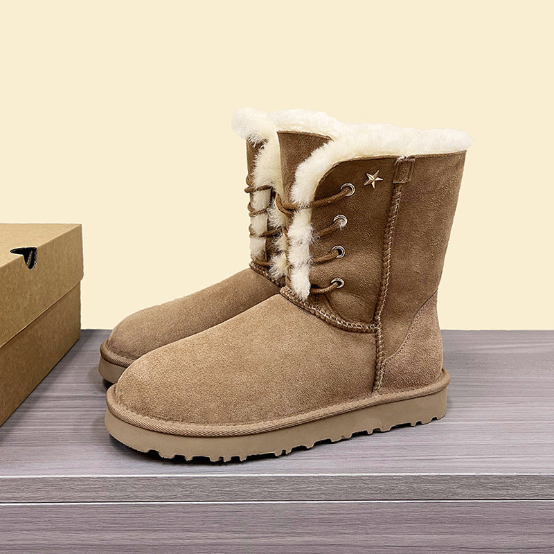 Women’s mid-calf snow boots in tan suede with white faux-fur collar and lace-up front