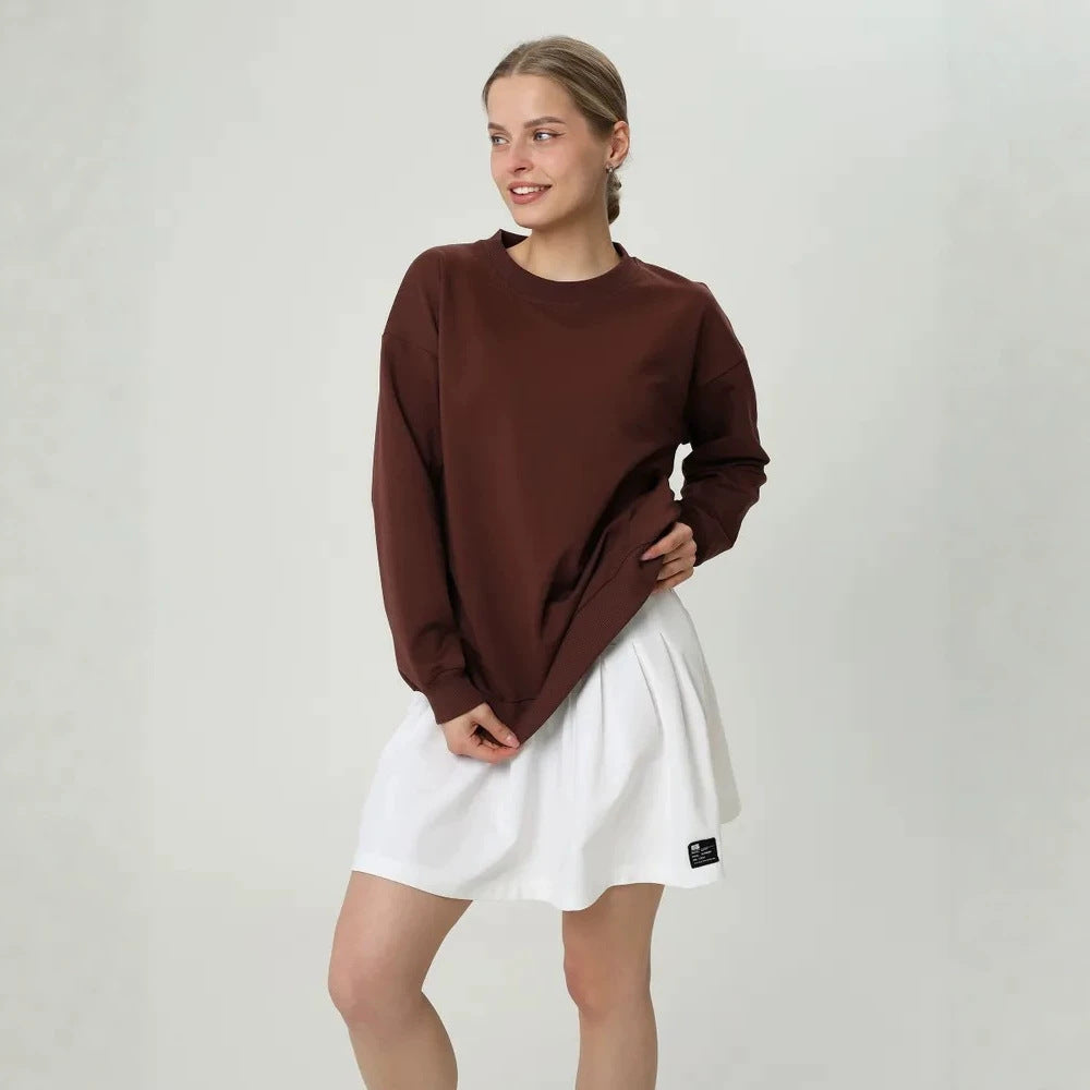 Brown crew neck sweatshirt with long sleeves and relaxed fit
