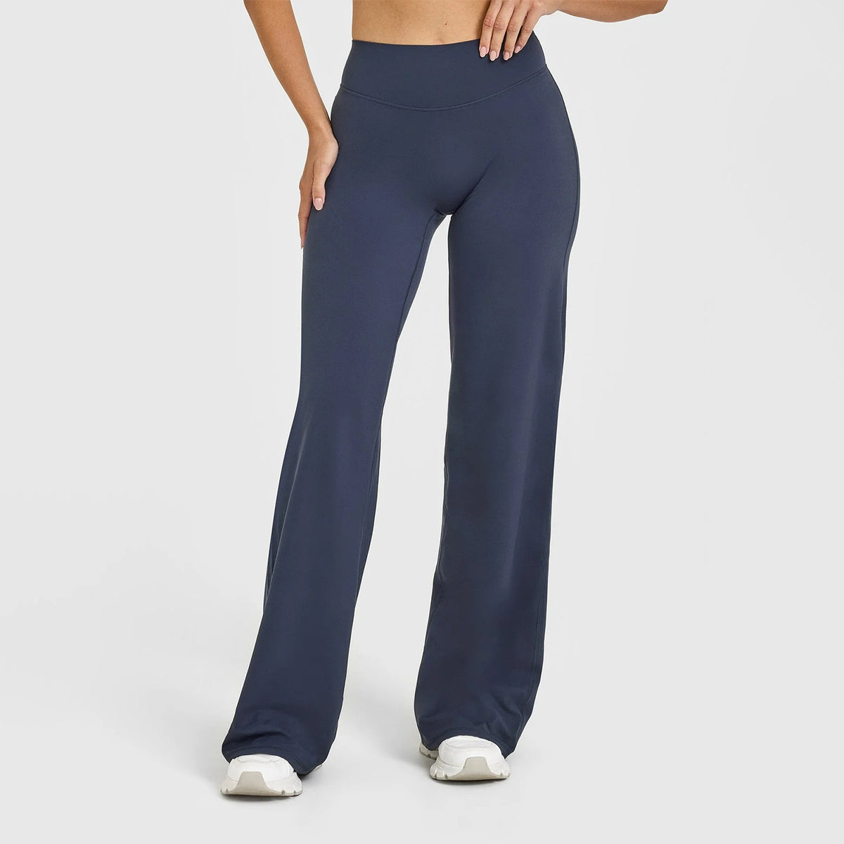 High-waisted straight-leg yoga pants in deep blue, flared wide leg yoga fit