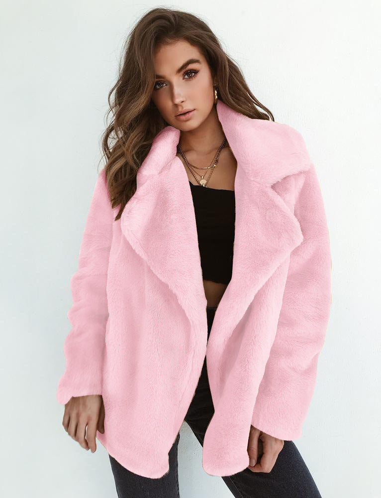 Pink faux fur jacket with oversized lapels, open front and long sleeves