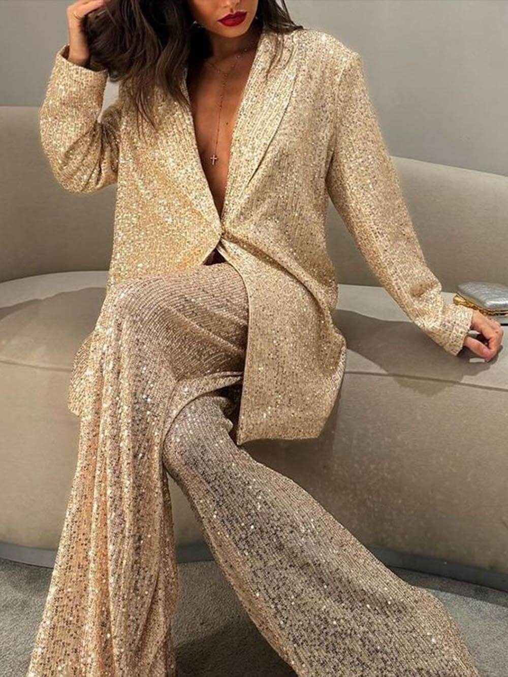 Gold sequin longline blazer with open V-neck and relaxed fit, long sleeves