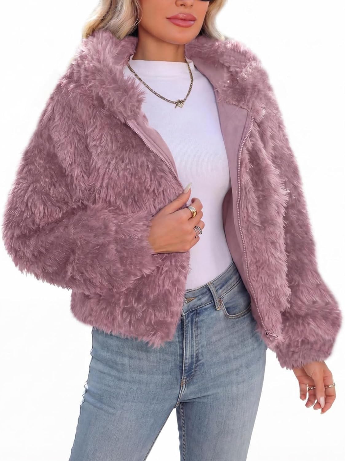 Mauve faux fur cropped coat with hood and front zipper
