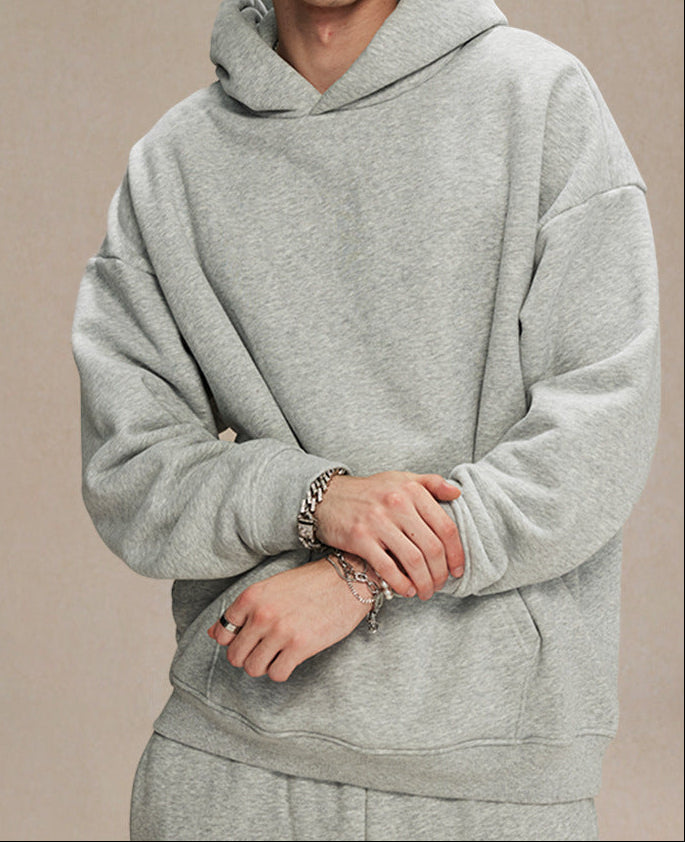 Women's gray hoodie and sweatpants set with pullover hood and kangaroo pocket