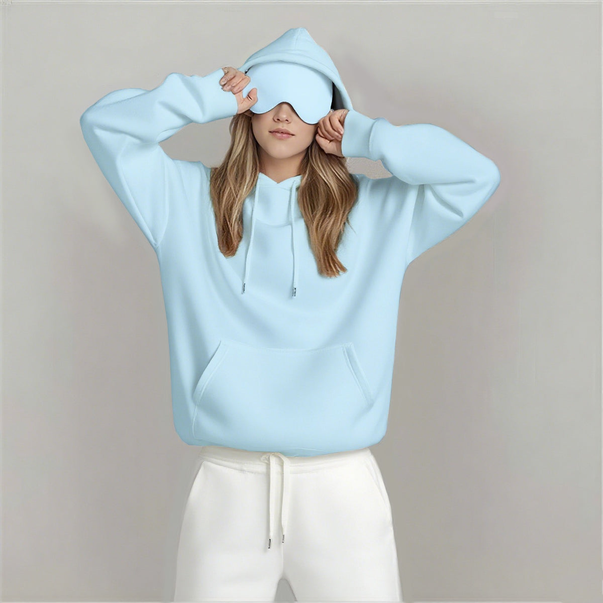 Oversized pullover hoodie with hood and front pocket, light blue
