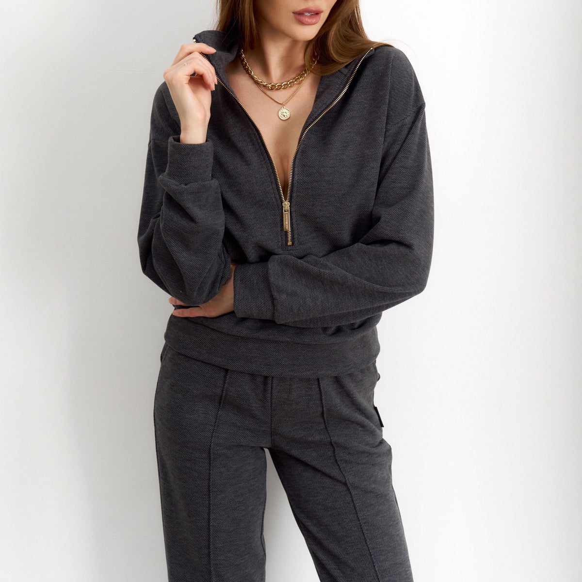 Dark gray women's casual pants set, half-zip long-sleeve top and tapered jogger pants