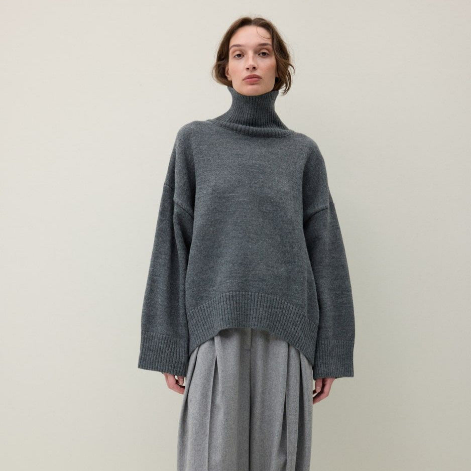 Oversized Turtleneck Sweater for Women — Chunky Knit Pullover with Drop Shoulders in Wool