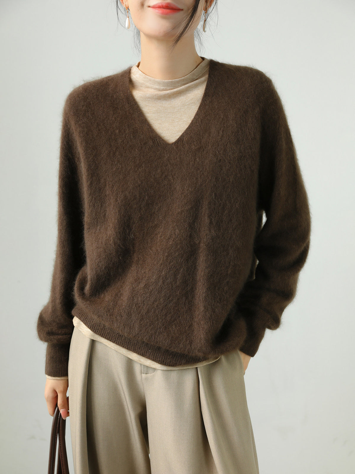 Brown women's V-neck brushed knit pullover sweater with long sleeves
