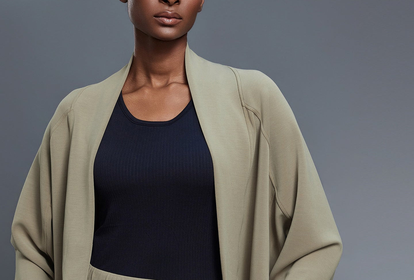 Women’s cropped shawl-collar cardigan in khaki, open front with pockets
