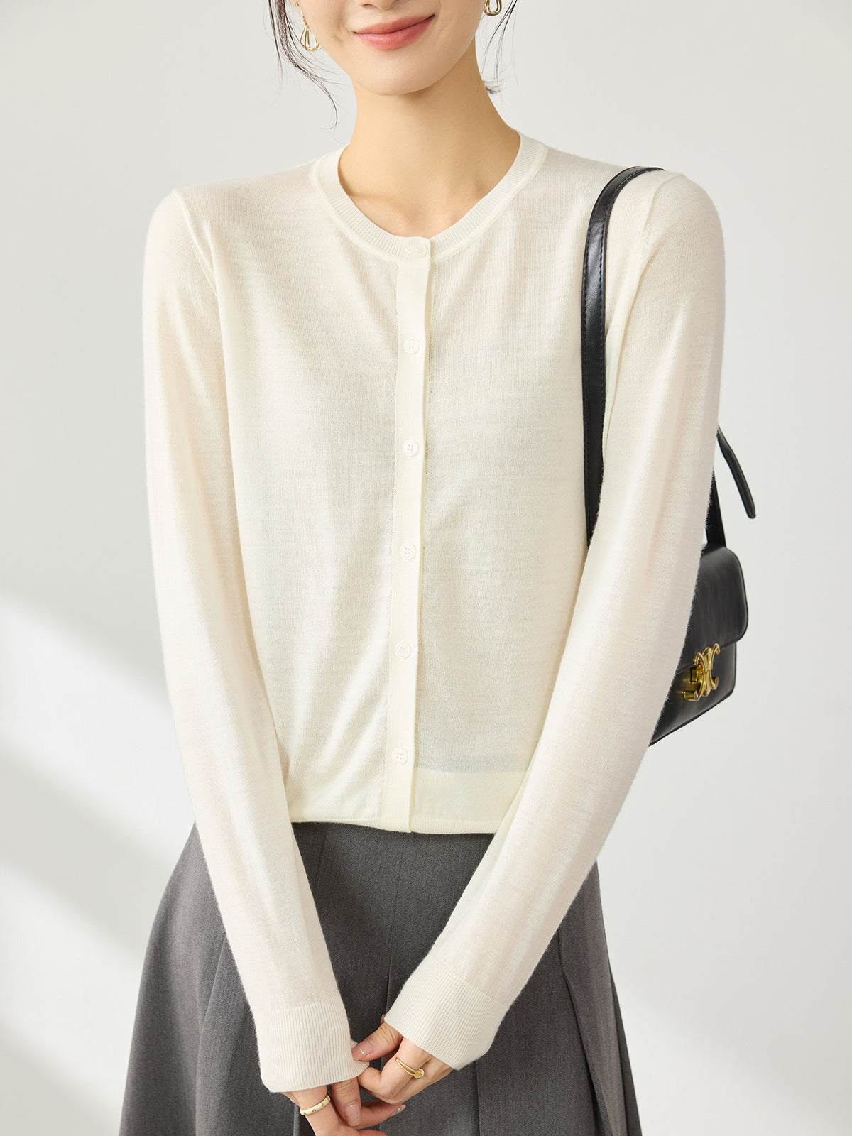 Women's white wool cardigan, round neck button-front, long sleeves