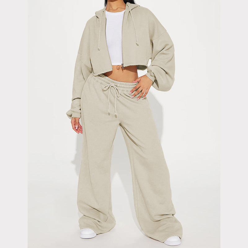 Women’s khaki zip-front cropped hoodie and drawstring sweatpants set