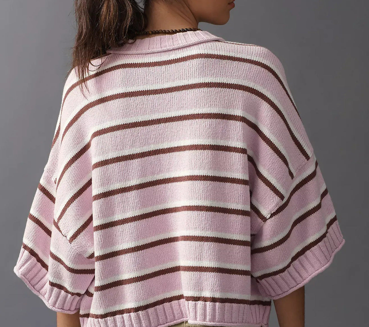 Women’s striped knit sweater, pink and white stripes, loose short-sleeve fit