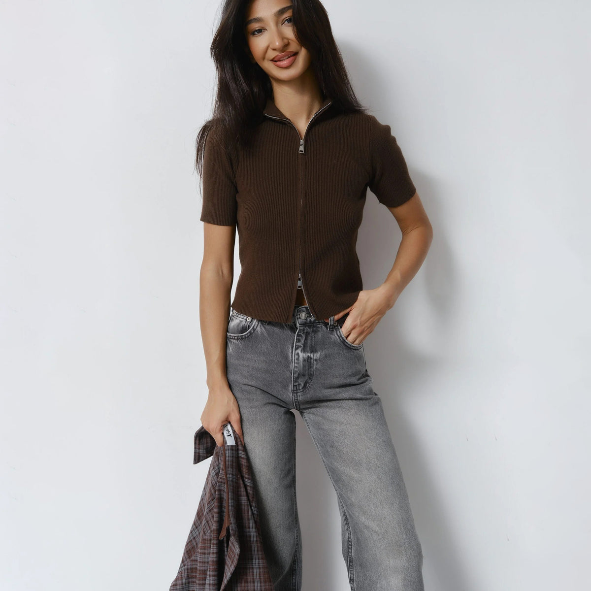 Women’s ribbed short-sleeve zipper cardigan T-shirt, dark brown