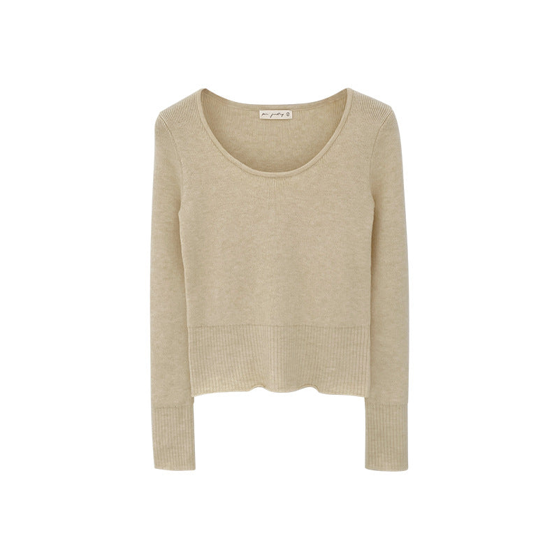 Women’s U-neck knit sweater in light tan, long sleeves with ribbed hem