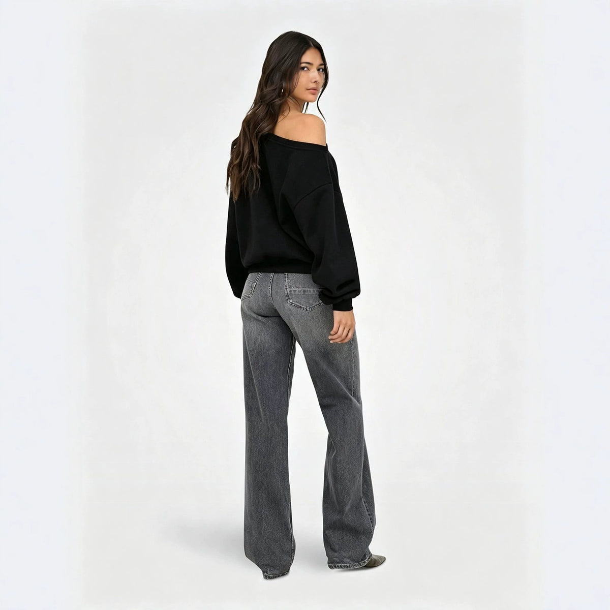 Women’s off-shoulder loose long-sleeve sweatshirt top, black side view, wide sleeves