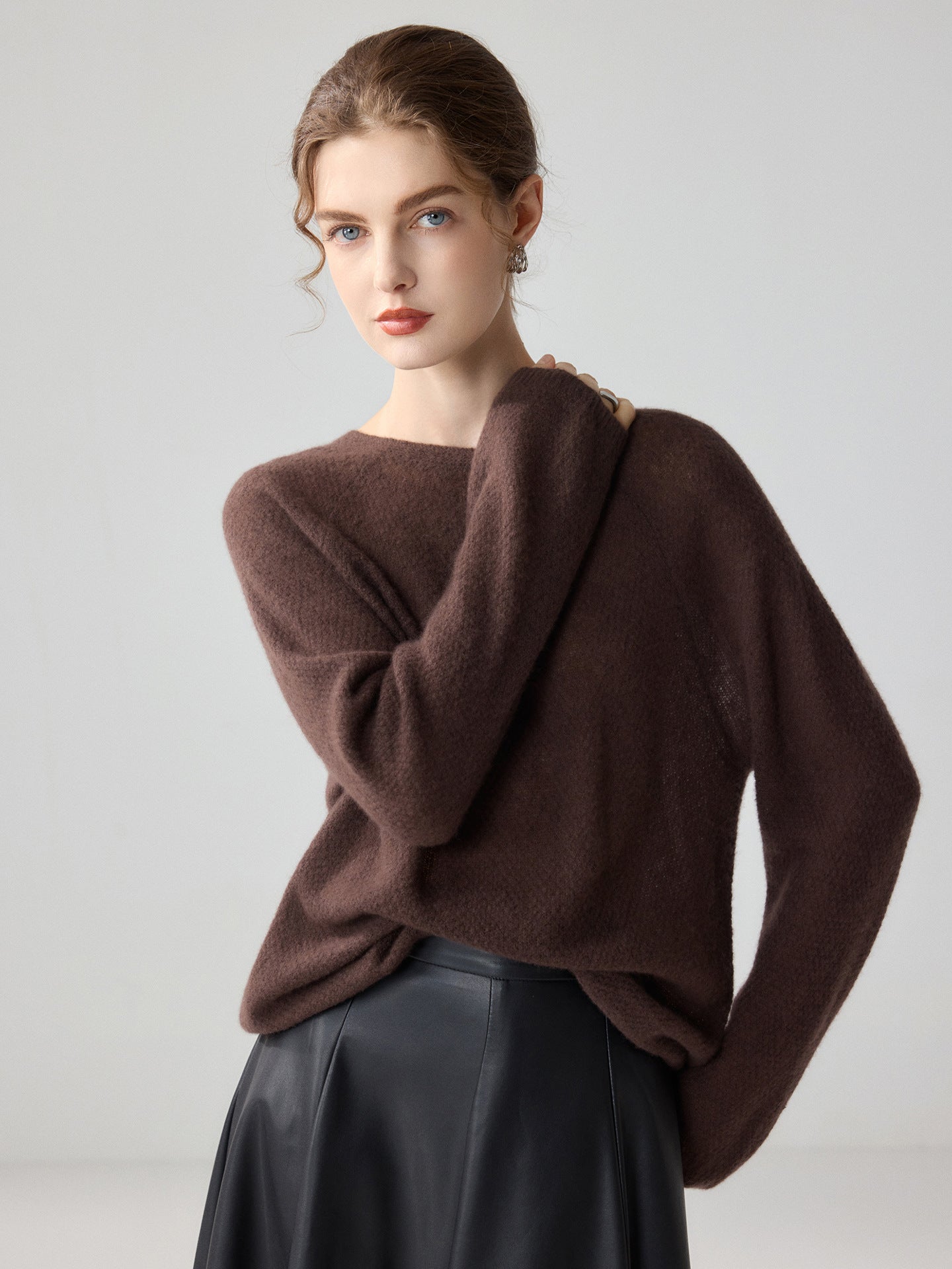Cashmere Sweater for Women — Soft Relaxed Fit Crew Neck Pullover Knit