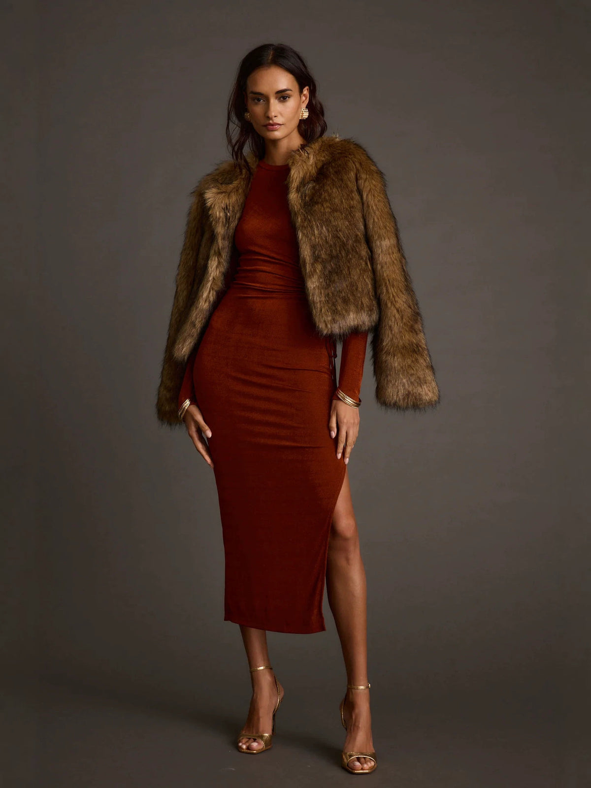 Women’s brown faux fur short coat, fluffy texture and slightly flared sleeves