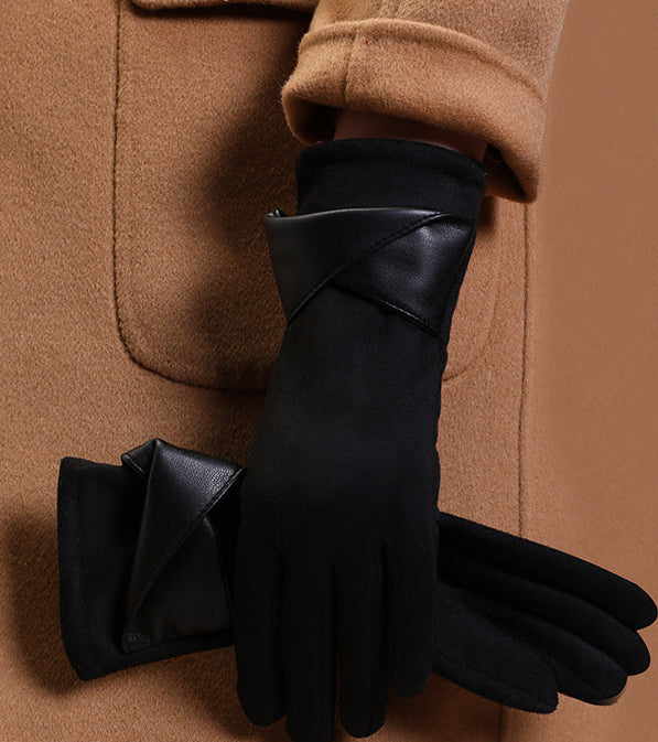 Women’s black velvet warm gloves with long cuffs and stitched finger panels