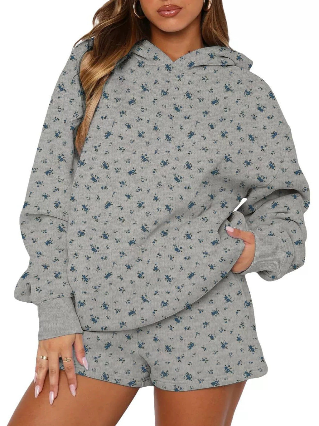 Gray floral hooded sweatshirt and shorts set with loose fit