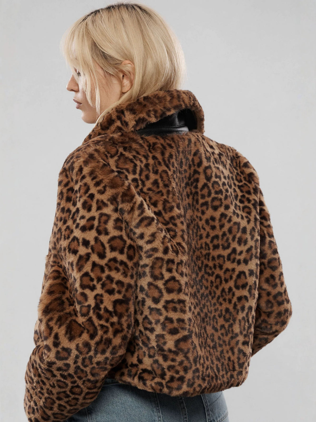 Leopard print faux fur short coat, rear view with wide collar and plush texture