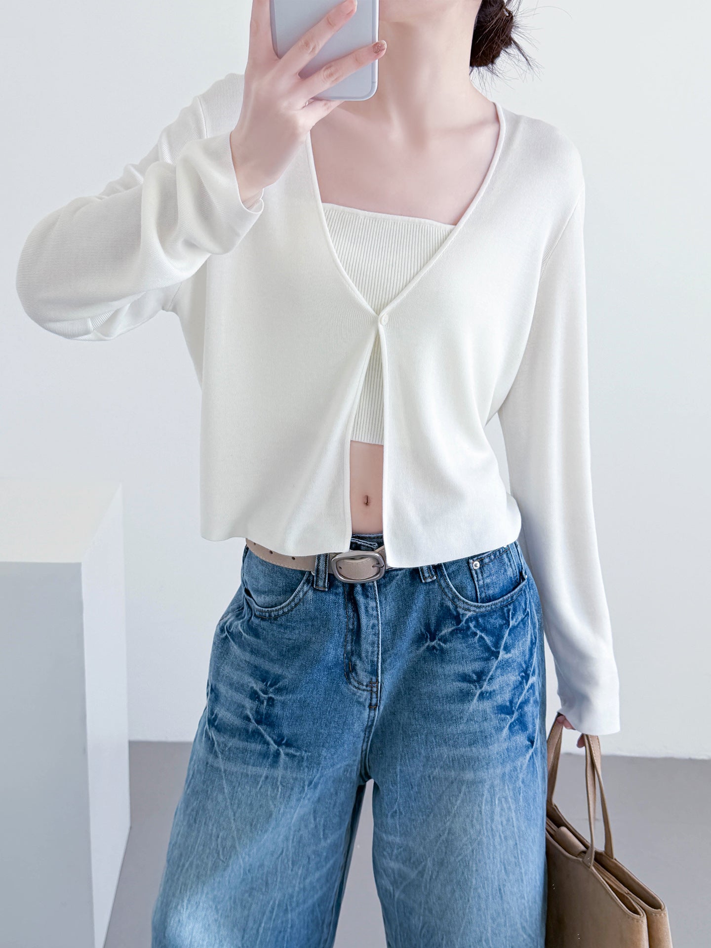 V-neck cropped cardigan for women, lightweight long sleeves with one button, white