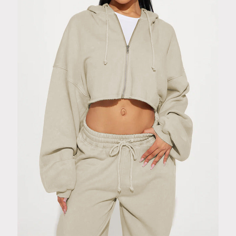 Women’s khaki zip-front cropped hoodie and drawstring sweatpants set