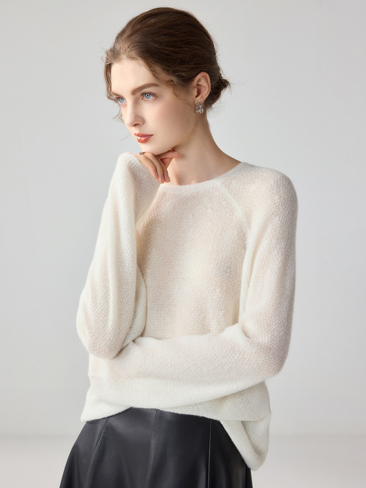 Cashmere Sweater for Women — Soft Relaxed Fit Crew Neck Pullover Knit