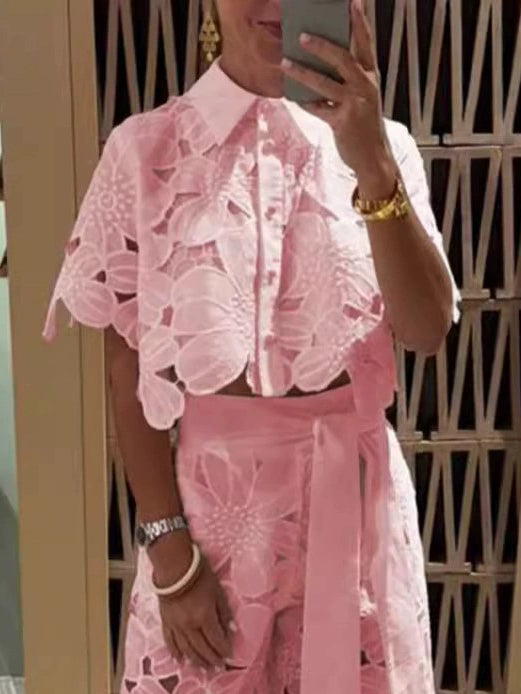 Pink lace cropped blouse with floral cutwork, button front, short sleeves