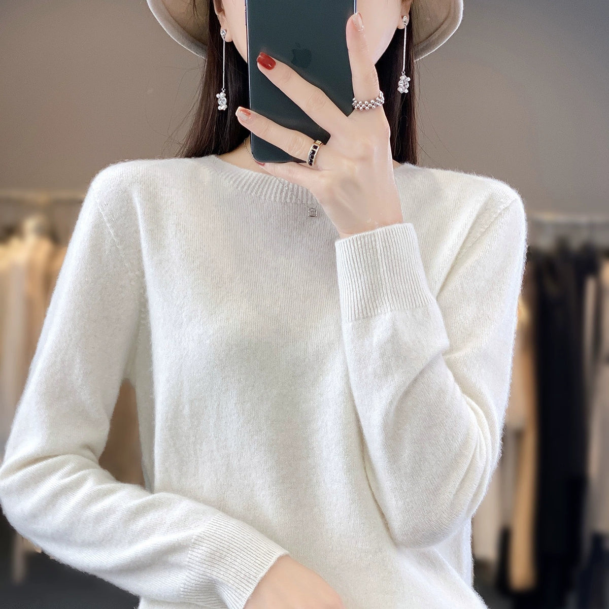 Women’s cashmere crewneck sweater, white, relaxed fit knit with ribbed cuffs and hem