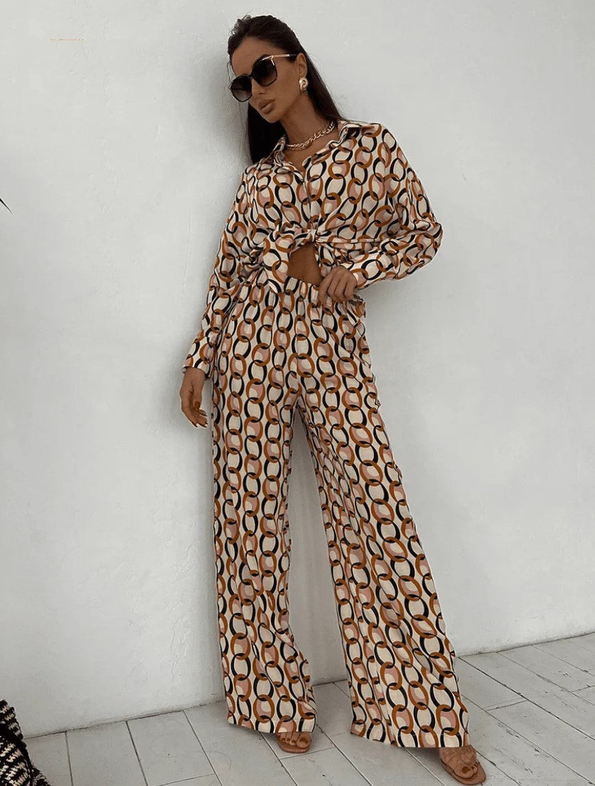 Long-sleeve printed shirt with neck tie and straight-leg pants set, chain-link motif